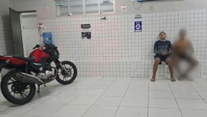 Homem é morto a tiros e tem moto roubada no PI; dupla é conduzida