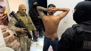 Operação cumpre mandados contra tráfico de drogas em Teresina