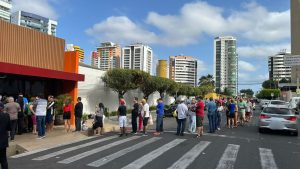 Cidade que atingiu 45 °C terá médicos em locais de votação no PI