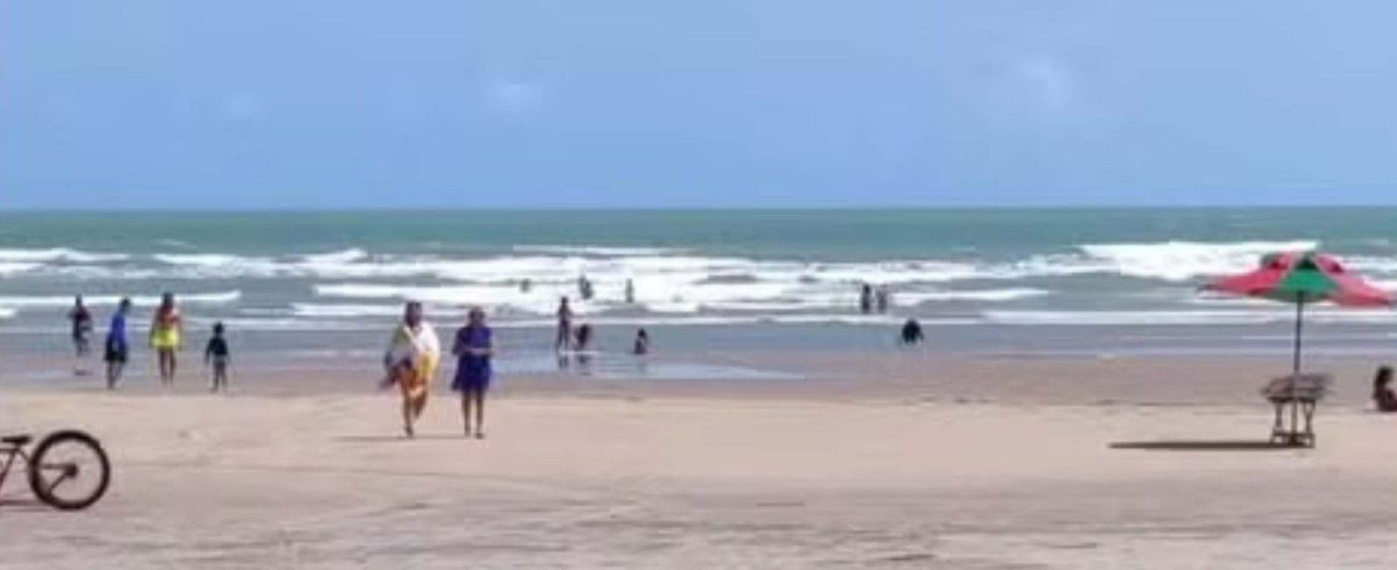 Homem morre após se afogar e adolescente desaparece no litoral do PI