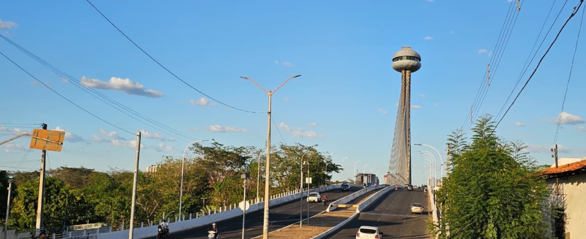 Fechado há dois anos, mirante da Ponte Estaiada aguarda novos elevadores em Teresina